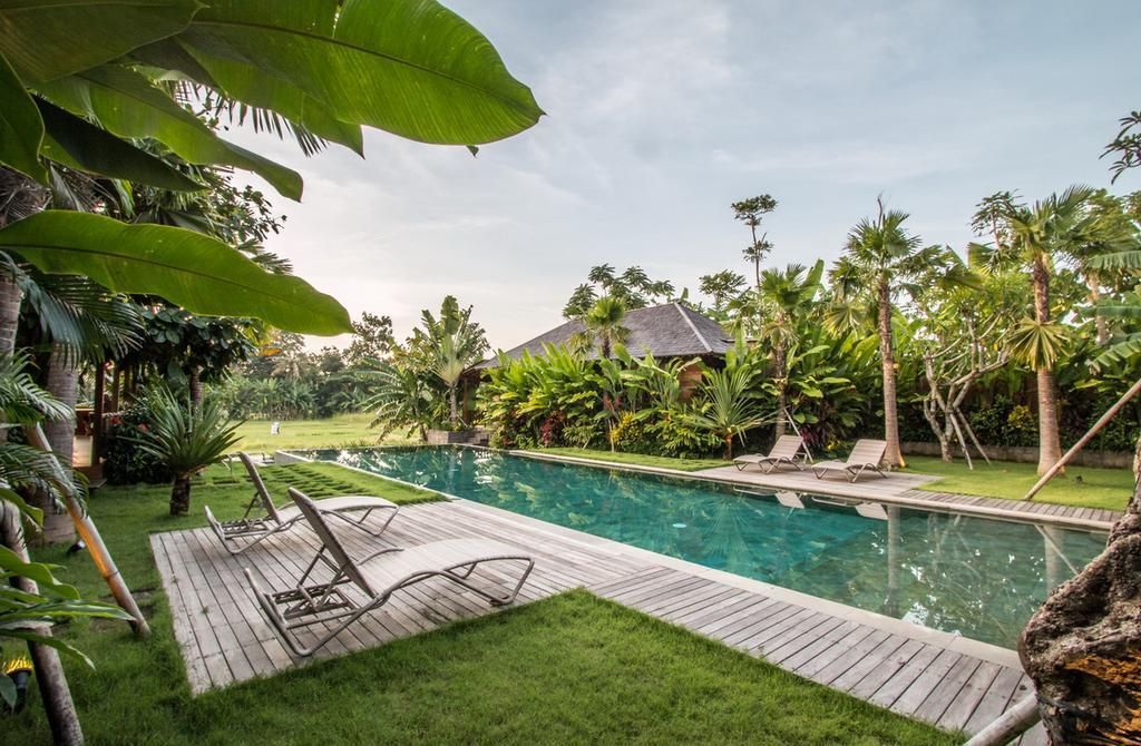 Marika Sawah Villa Seminyak Exterior foto